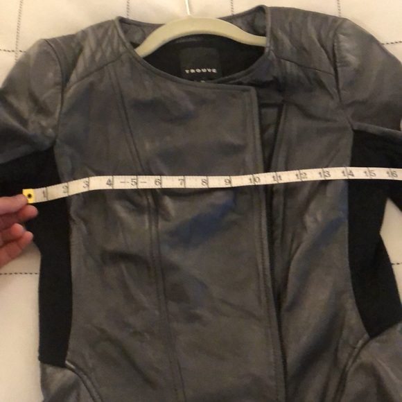 Motorcycle jacket - Picture 5 of 5